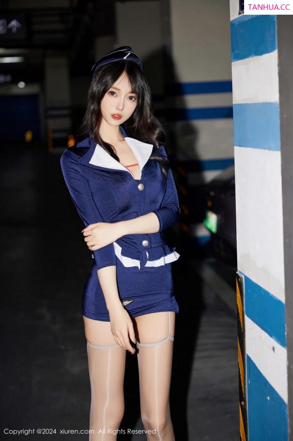 玥儿玥  [XiuRen]高清写真图 2024.11.08 No.9418 玥儿玥er 丝袜美腿第16张图片